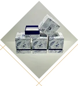 Подарункові коробки з кришками Подарункові коробки з кришками