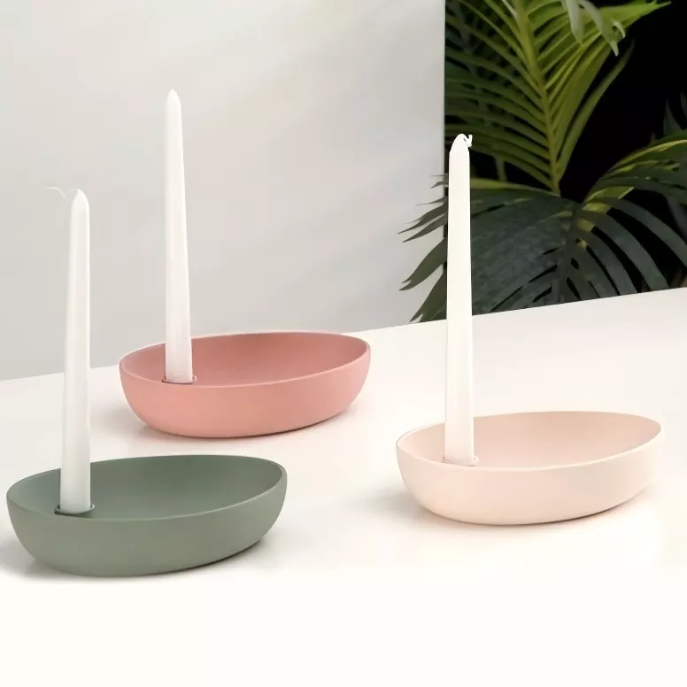Сучасний овальний керамічний свічник